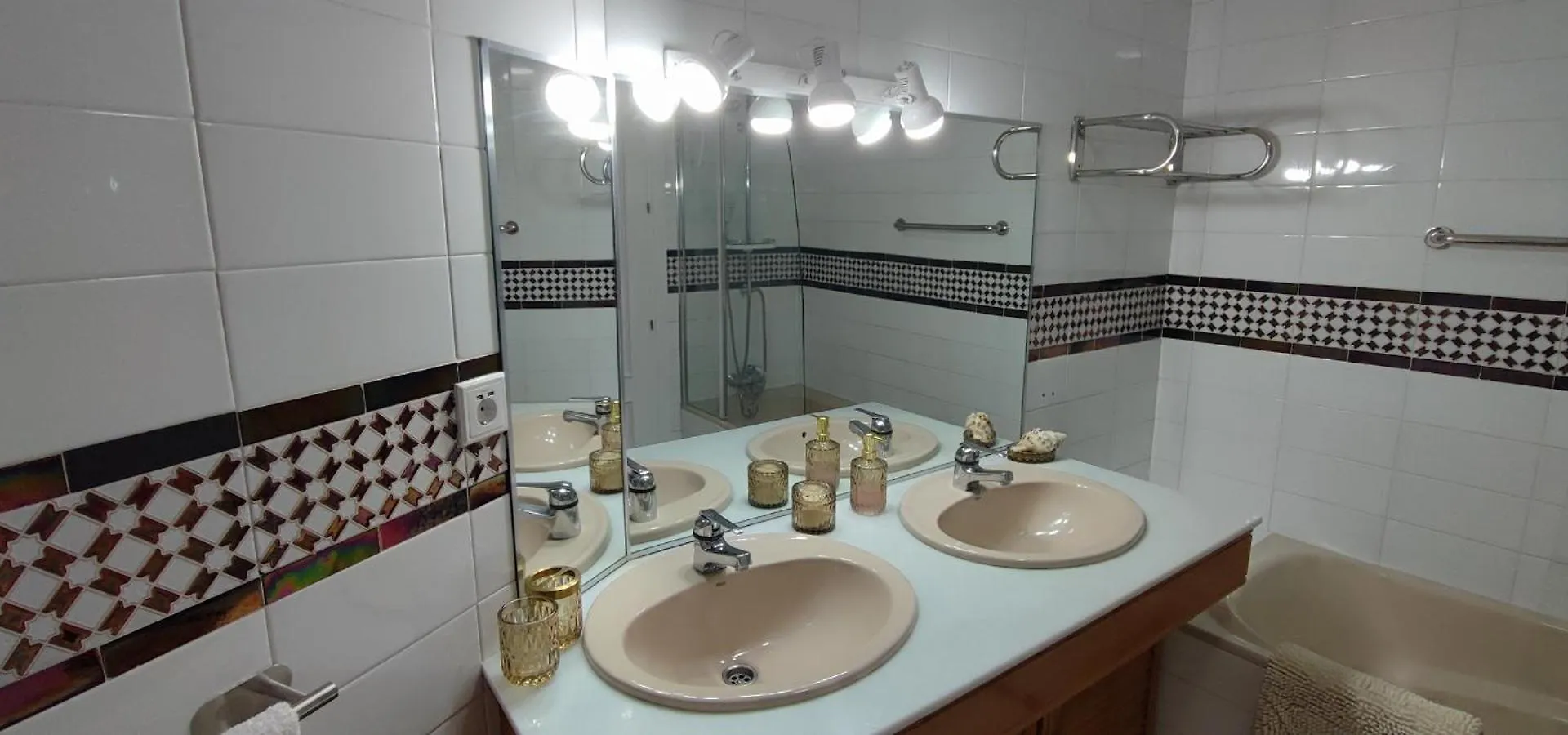 Marbella Suite Apartment